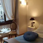 Lady Luna Bed and breakfast 4*