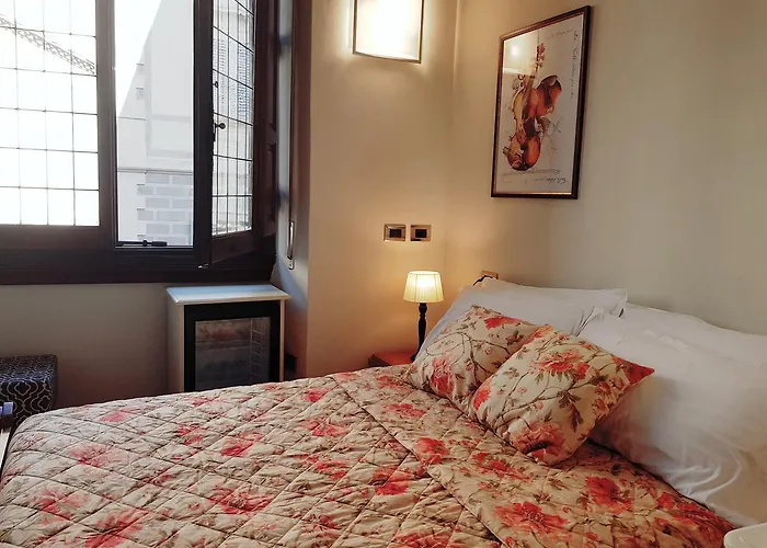 Lady Luna Флоренция