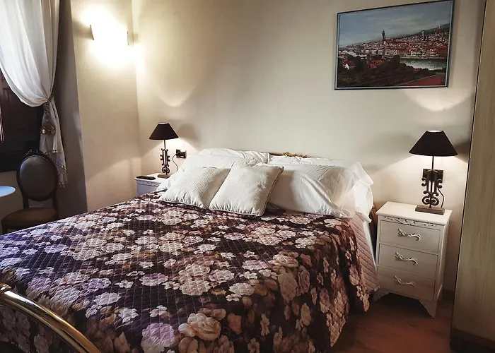 Lady Luna 4* Флоренция