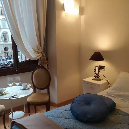 Lady Luna Bed & Breakfast 4*