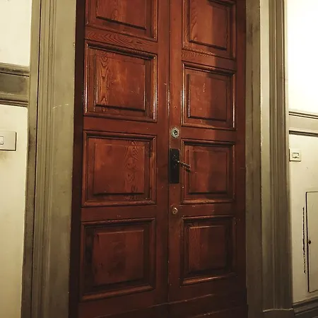 레이디 루나 비앤비 4*