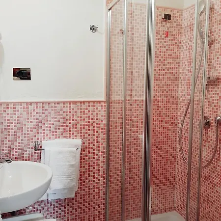 레이디 루나 비앤비 4*