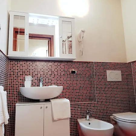 레이디 루나 비앤비 B&B 4*